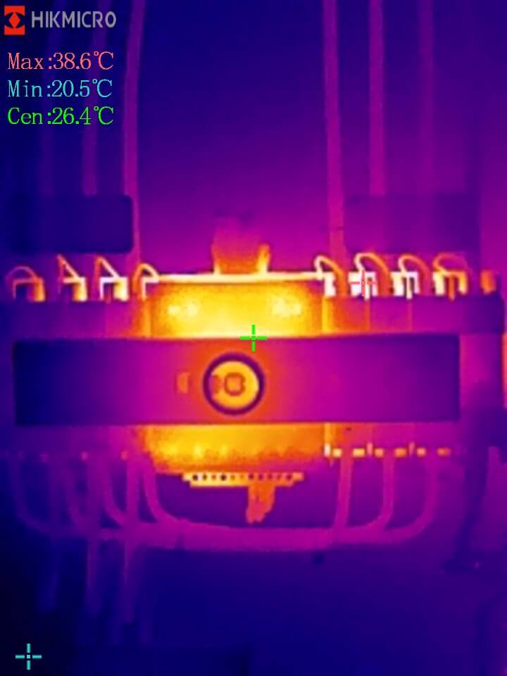 Hikmicro Mini2Plus kamera termowizyjna do telefonu. Mobilna mała kamera termowizyjna, przystawka temowizyjna na USB C.