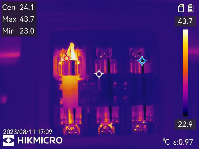 Kamera termowizyjna Hikmicro M60 to profesjonalna kamera o wysokiej rozdzielczości do termowizji w budownictwie, instalacjach wodnych i elektrycznych.